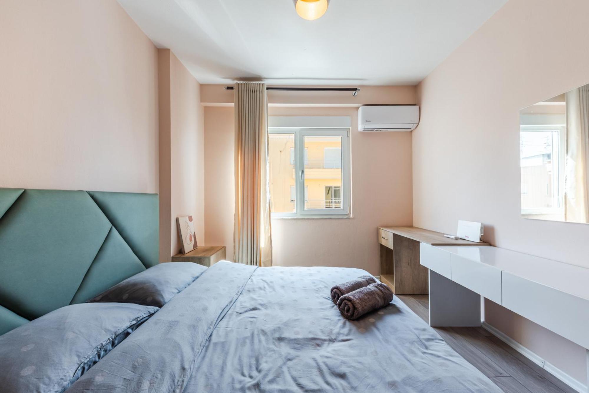 Sunny Central Apartment Durrës Exterior foto